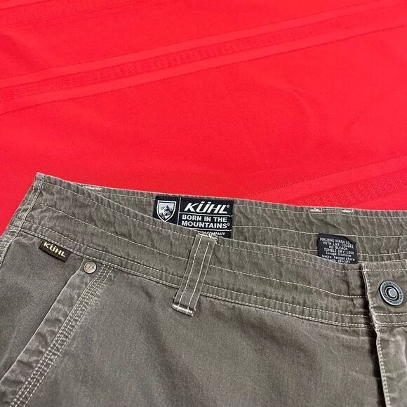 Kuhl Ramblr Dark Green Hiking Outdoor Utility Shorts Size 38 - Picture 2 of 10